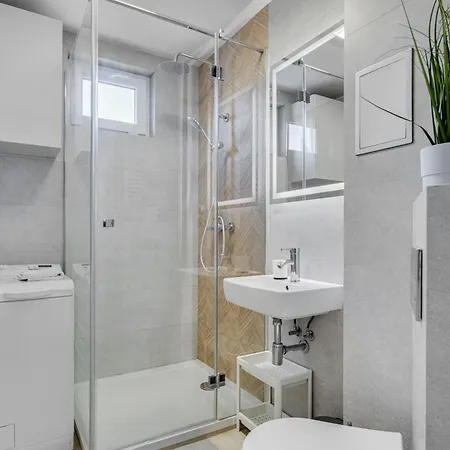 Klosna 7 By Homeprime Вроцлав